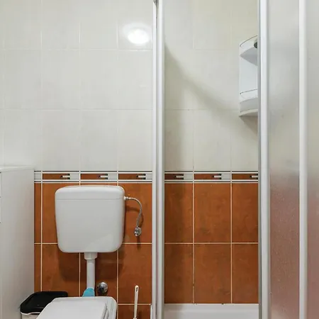 2 Bedroom Amazing In *