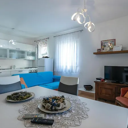 2 Bedroom Amazing In *
